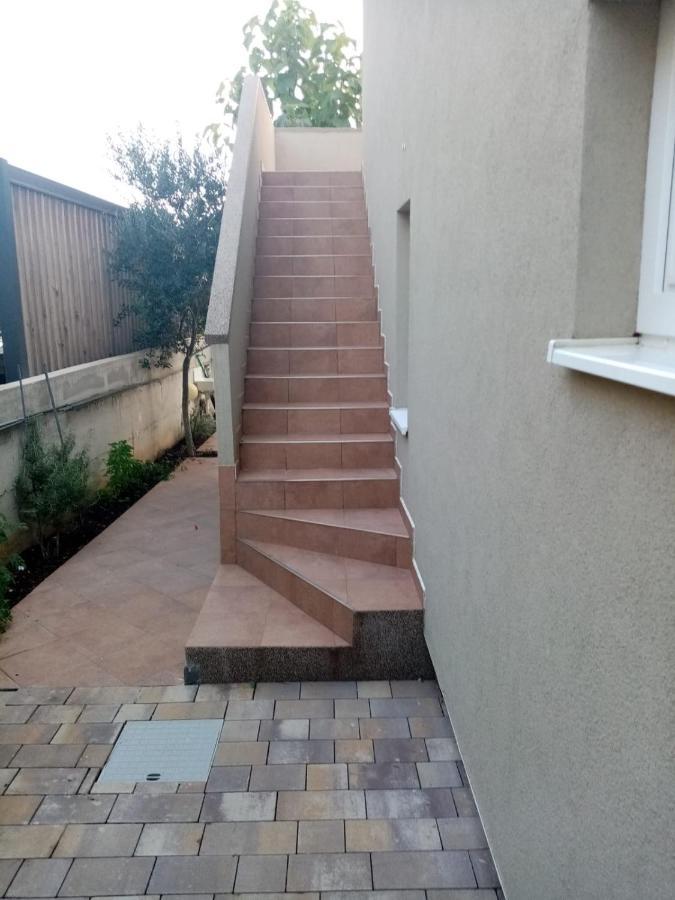 Apartman Jurisic Vir Exterior photo
